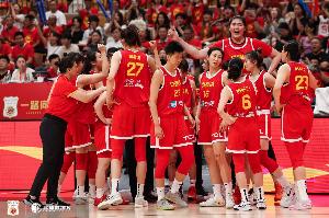 中國女籃比日本女籃少進(jìn)10個三分 但禁區(qū)得分多出36分