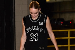 WNBA狀元佩奇曬照??NBA眾多單身漢點(diǎn)贊：布克、普爾、雷霆三人~