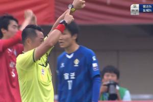 太拼了！鹽城1-0宿遷最后時刻擔(dān)架進(jìn)場 比賽結(jié)束多人原地癱倒