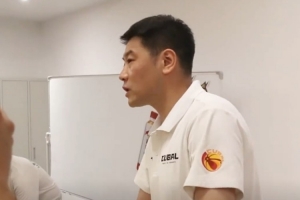 嚴師出高徒！華僑大學主帥：打的什么玩意 這顯得我周魯男沒水平