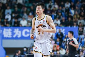 田掌門：遼籃7月1日集結(jié)備戰(zhàn)全運(yùn)會 張鎮(zhèn)麟舊傷復(fù)發(fā)恢復(fù)存變數(shù)