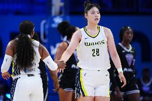 麥穗豐：最值得高效的是李月汝受到了信任 她在決勝時(shí)刻留在場(chǎng)上