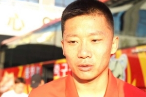 王鵬：能代表延邊龍鼎出戰(zhàn)100場是我的榮幸，用贏球來回報球迷