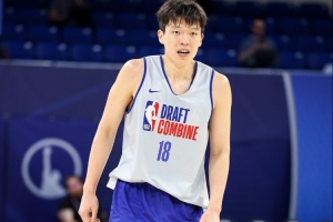 中國(guó)歷史第三位在首輪被選中的球員！楊瀚森比肩姚明和易建聯(lián)