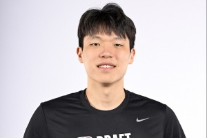 媒體人：熟人和貴人只能是鋪路 這個路怎么走還是得靠楊瀚森自己
