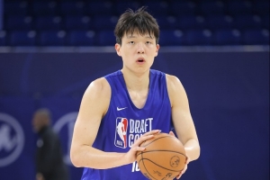 祝楊瀚森生日快樂 希望他追夢成功 20歲充滿無限可能！