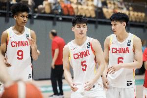 孔德昕：加拿大U19沖筐+前板一招解決80%回合 我們小組確實很魔鬼