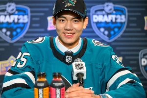 王浩西次輪首位被NHL選中創(chuàng)歷史 4天2名中國小將殺進北美四大聯(lián)盟
