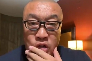 馬?。洪_拓者這么快能買斷艾頓說明已經(jīng)找到下家了 會是湖人嗎？