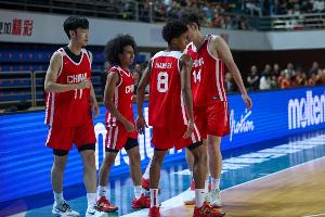 3連?。←溗胴S：中國U19男籃球員能力不算差 教練組有點浪費天賦