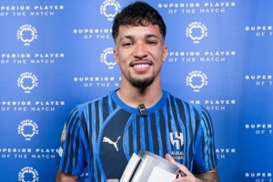 梅開二度！萊昂納多當選利雅得新月vs曼城全場最佳球員