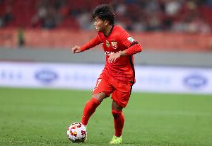 記者：海港預(yù)計(jì)下周二回歸訓(xùn)練，隊(duì)內(nèi)5位國(guó)腳2日飛抵大連報(bào)到