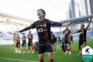 官方：韓國隊球員全晉旴因頭暈退出東亞杯，鄭承原入替