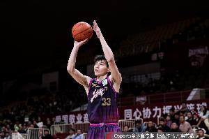 ??真摯的祝福！祝浙江男籃后衛(wèi)吳前31歲生日快樂！??