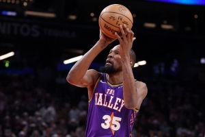 KD：節(jié)末扔超遠(yuǎn)不是我的職責(zé) 我也沒練過因自知做不到