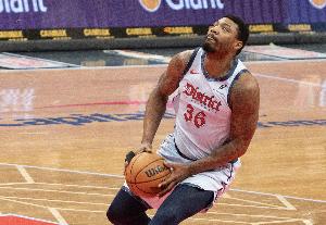 昔日DPOY！美記：交易斯瑪特感興趣者寥寥 其他球隊期待買斷撿漏