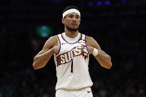 蘇群：32-33賽季會出現(xiàn)第1位收入過億的球員 老板們?nèi)允亲罱K贏家
