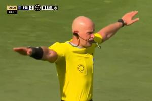 結(jié)束！巴黎4-0皇馬主裁沒有給任何補時，到點直接吹響終場哨