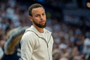 計劃在NBA再打多久？庫里：我不知道 我的合同還剩兩年??