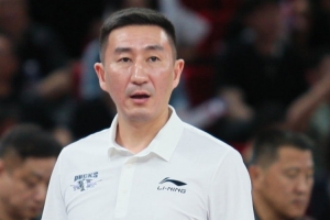 北京記者：本月張云松正式升任為首鋼俱樂部總經(jīng)理