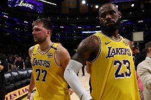 ESPN文章發(fā)表后更正：湖人被出售前 詹姆斯通過(guò)代理人得到了通知