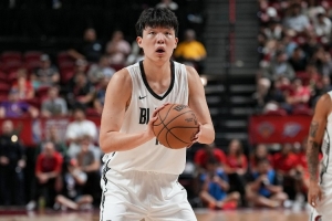 ??孔祥宇：楊瀚森背靠背能上就是好樣的 下了他開拓者就輸分