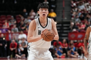 拓記：從姚明到阿聯(lián)中國(guó)球員在NBA都很謙遜 但楊瀚森顯得非常自信