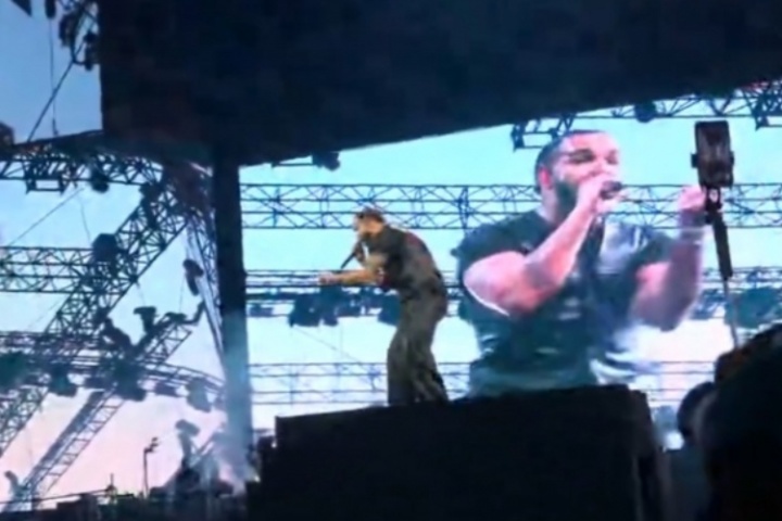 從稱贊變成Diss~??美媒：Drake近日演出時更改歌詞Diss詹姆斯