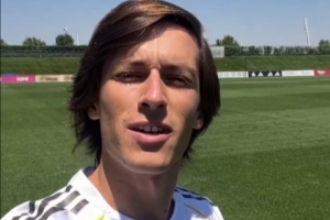 A費錄制視頻問候皇馬球迷：感謝你們的歡迎，Hala Madrid！