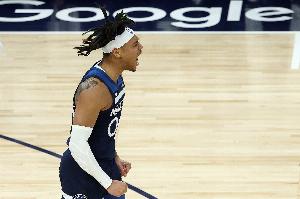 內外開花！香農9中6高效砍下全場最高24分外加5板3助 三分3中3