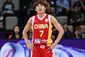 媒體人：楊力維奧運(yùn)會那會真有傷病 打不好沒辦法 現(xiàn)在狀態(tài)回來了