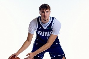 NBA我來了！狀元弗拉格定妝照出爐??