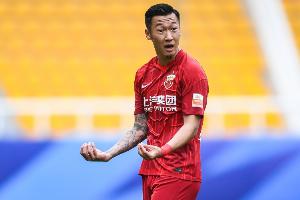 徐新101分05秒進(jìn)球 創(chuàng)上海海港足球俱樂(lè)部隊(duì)史中超最晚時(shí)間進(jìn)球