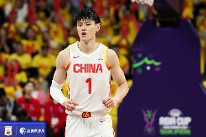 媒體人：中國男籃結束歐洲拉練 今日返京 曾凡博將前往國家隊報到