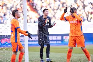 李平康：國(guó)安真正最想要的是于金永，但是泰山不想租借