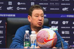 斯盧茨基：國安和申花目標(biāo)都是爭冠 明天的比賽重要性不言而喻