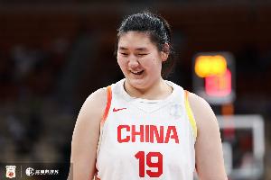 亞洲杯半決賽！季孟年：中國女籃面對日本隊有至少10-15分的優(yōu)勢