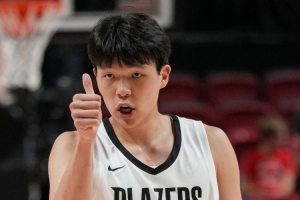 阿里納斯：不知他們?yōu)楹五e(cuò)過約基奇 但你絕不想讓楊瀚森掉到次輪