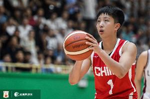 ??真大腿！冉珂嘉U19女籃世界杯場均得到19.1分11.3籃板3.1助攻
