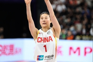 媒體人：沒有楊力維&王思雨 中國(guó)女籃不會(huì)達(dá)到世界亞軍的高度
