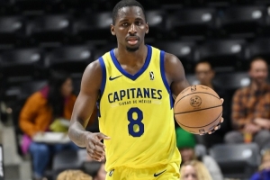 14中8！馬刺夏聯(lián)主帥：加西亞完全有能力立足NBA 他會拿到合同的