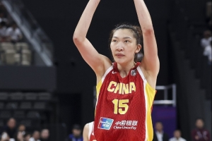 媒體人：韓旭也就26歲但感覺在國家隊打了好久 她仍是世界級中鋒