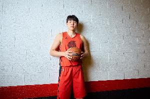 NBA官員：楊瀚森夏聯(lián)比賽在中國(guó)的平均觀看人數(shù)超過整個(gè)季后賽