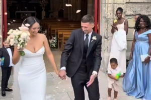 恭喜！朗格萊昨日與女友在巴黎結(jié)婚