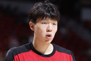 楊瀚森不打！即便周琦歸隊(duì) 中國(guó)男籃也將更多使用余嘉豪&胡金秋