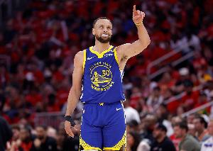 ??庫里：NBA規(guī)模翻了10倍但球員就拿死工資 我們該參與股權(quán)分配