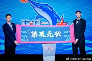 全國(guó)賽場(chǎng)均14.1分8.6板1.4帽 歡迎楊曦皓加入福建SBS潯興大家庭