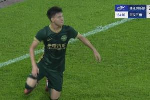 賽季第11球！王鈺棟頭球破門，浙江2-1反超三鎮(zhèn)