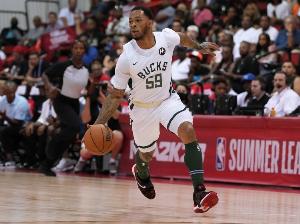 媒體人：前NBA鋒線球員雷瓊-塔克接近加盟CBA球隊(duì)