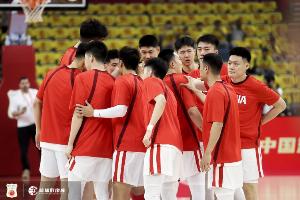 獨(dú)家：劉禮嘉被裁其余14人前往沙特 亞洲杯前再?zèng)Q定12人名單